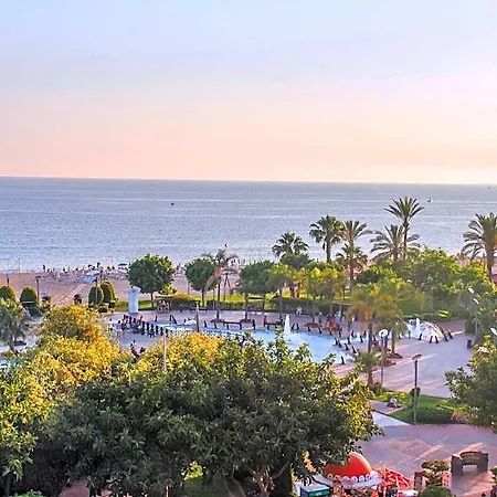 Otel Aysev 2*
