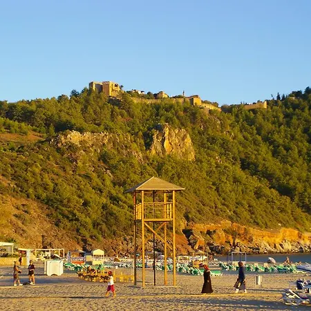 Hotelli Aysev Alanya