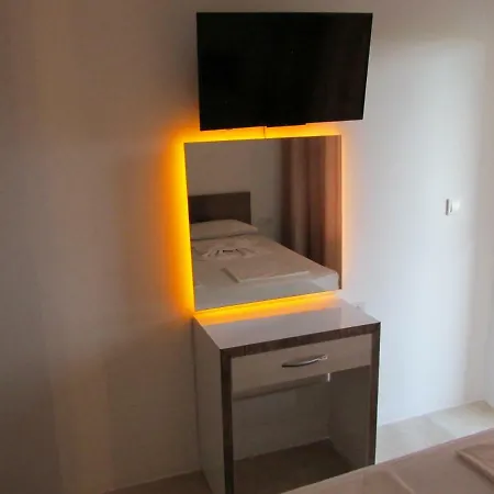 Hotelli Aysev 2*