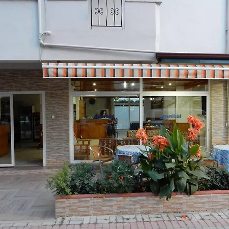 Otel Aysev 2*